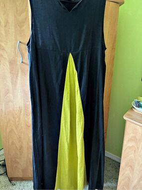 EMERY ROSE Women's Color Block Maxi Dress Black & Yellow Like New